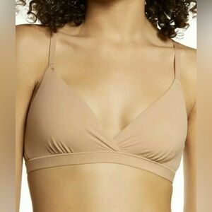 SKIMS Fits Everybody Triangle Bralette Tan Nude Wireless Bra Size XS